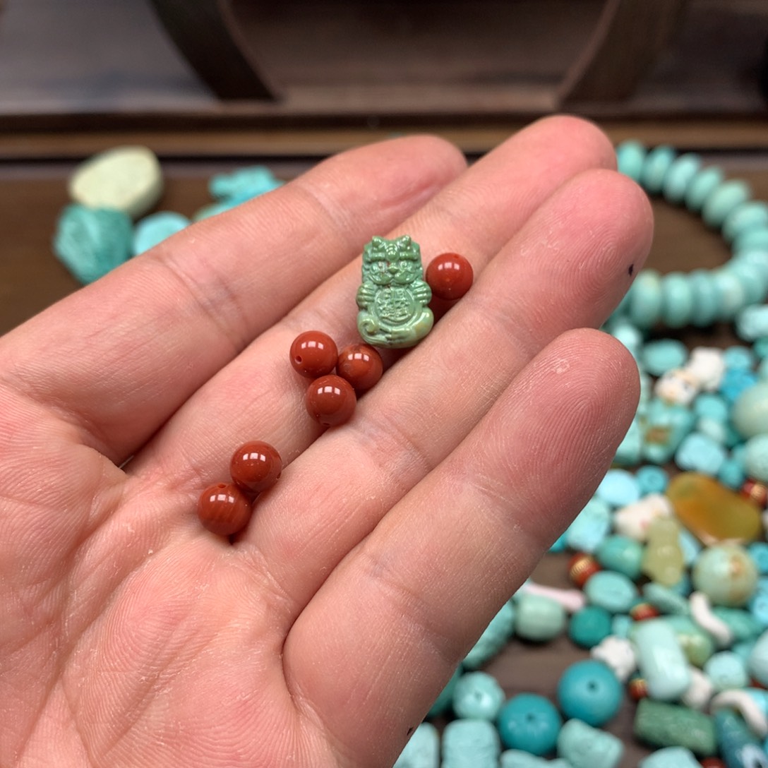 南红玛瑙雕刻未镶嵌