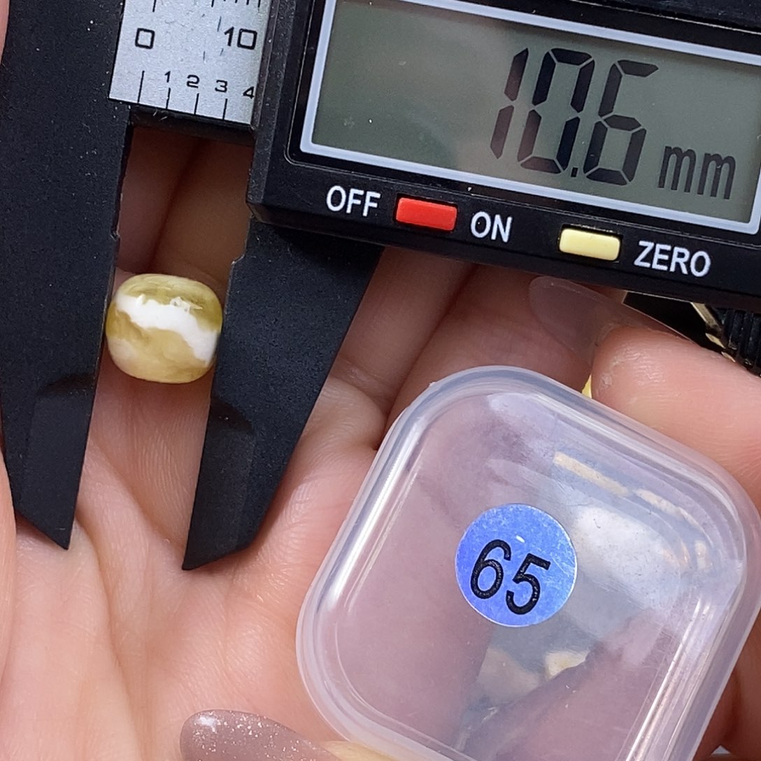 琥珀裸石未镶嵌琥珀蜜蜡