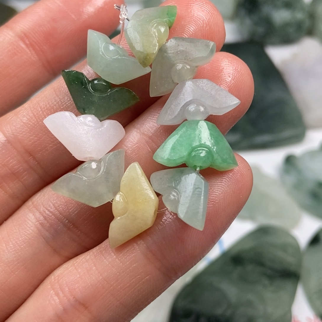 定制翡翠未镶嵌翡翠