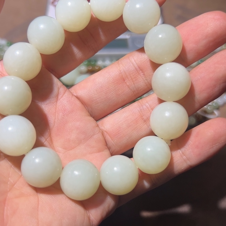 和田玉（糖玉）未镶嵌车挂以**马