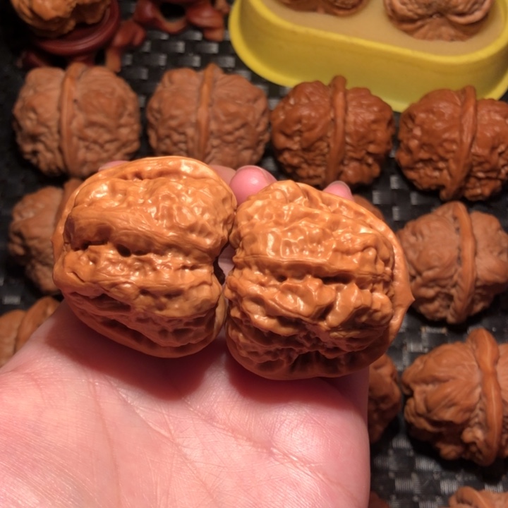 泽***技文玩核桃把件蛤蟆