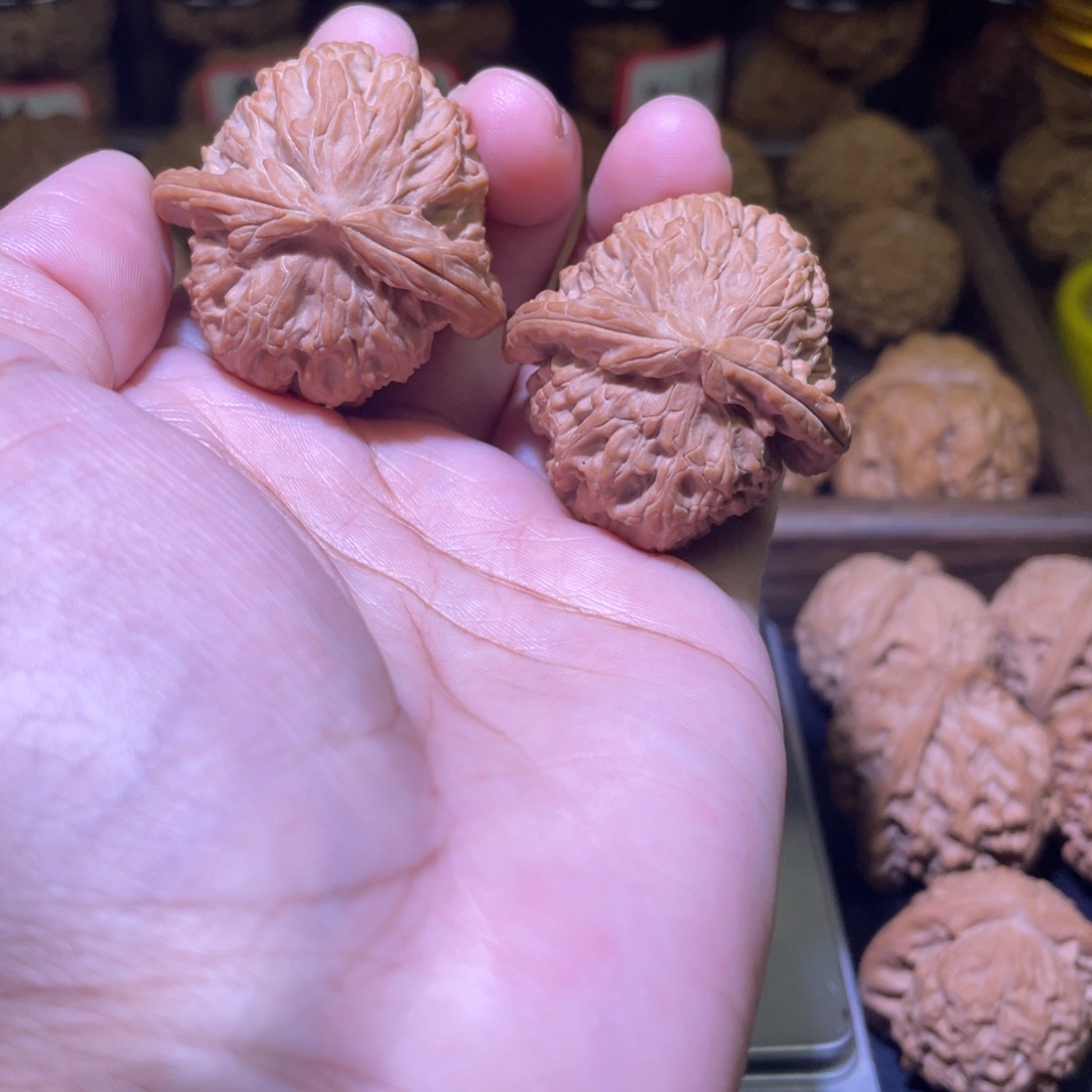 把件文玩核桃三角白
