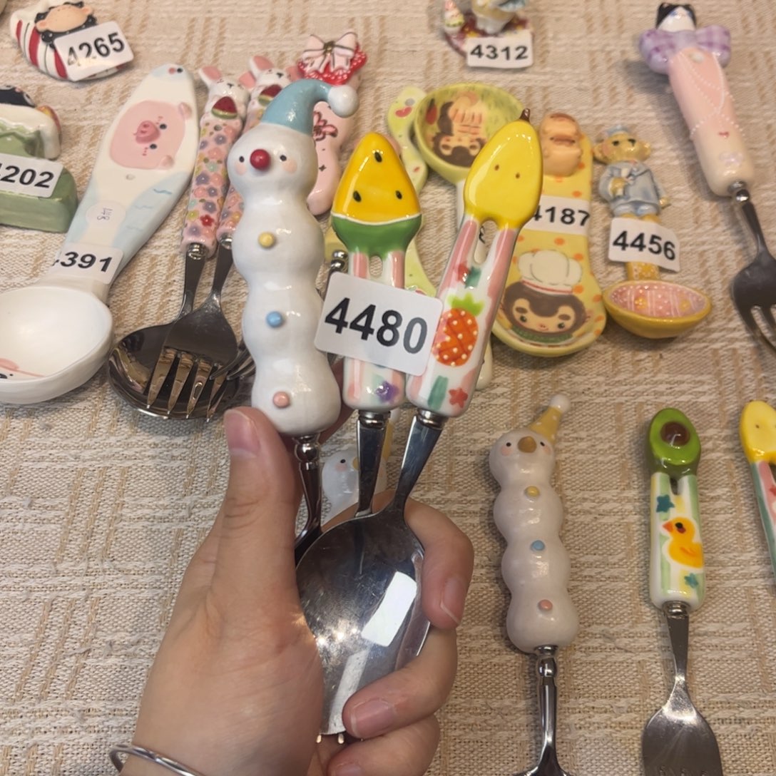 4****瓷片4480哈哈哈哈哈哈哈哈