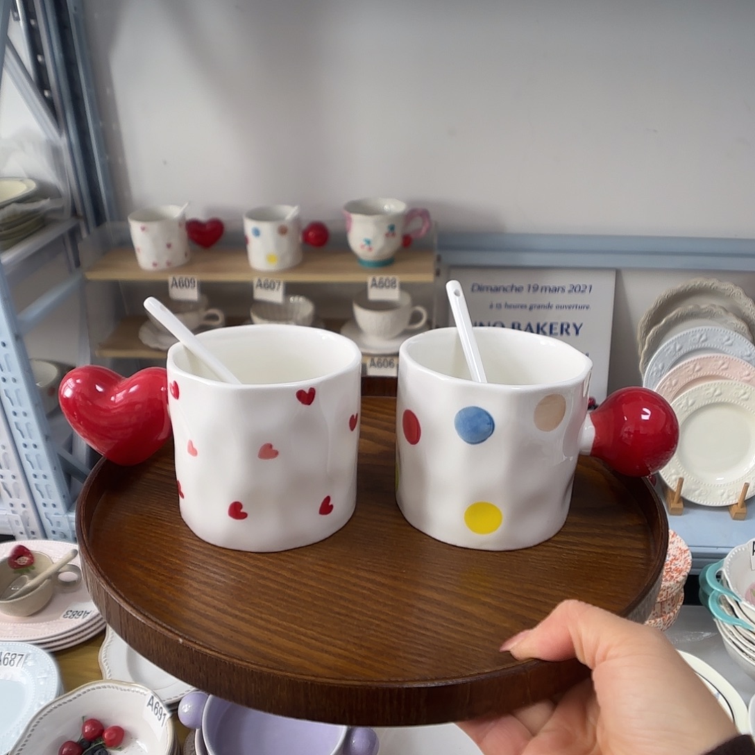 瓷片瑕疵特价陶水杯