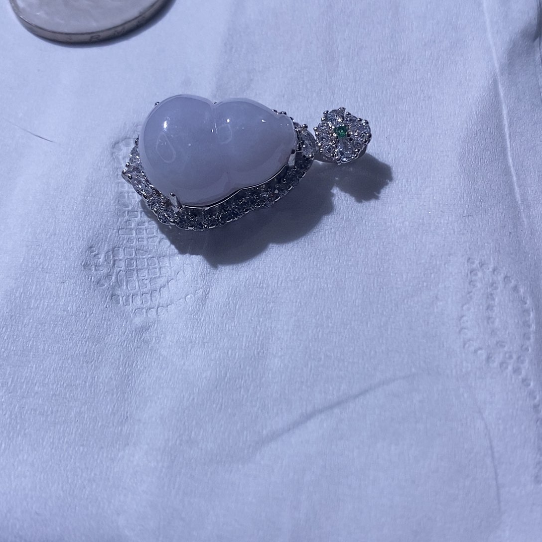 翡翠吊坠(不含链)未镶嵌