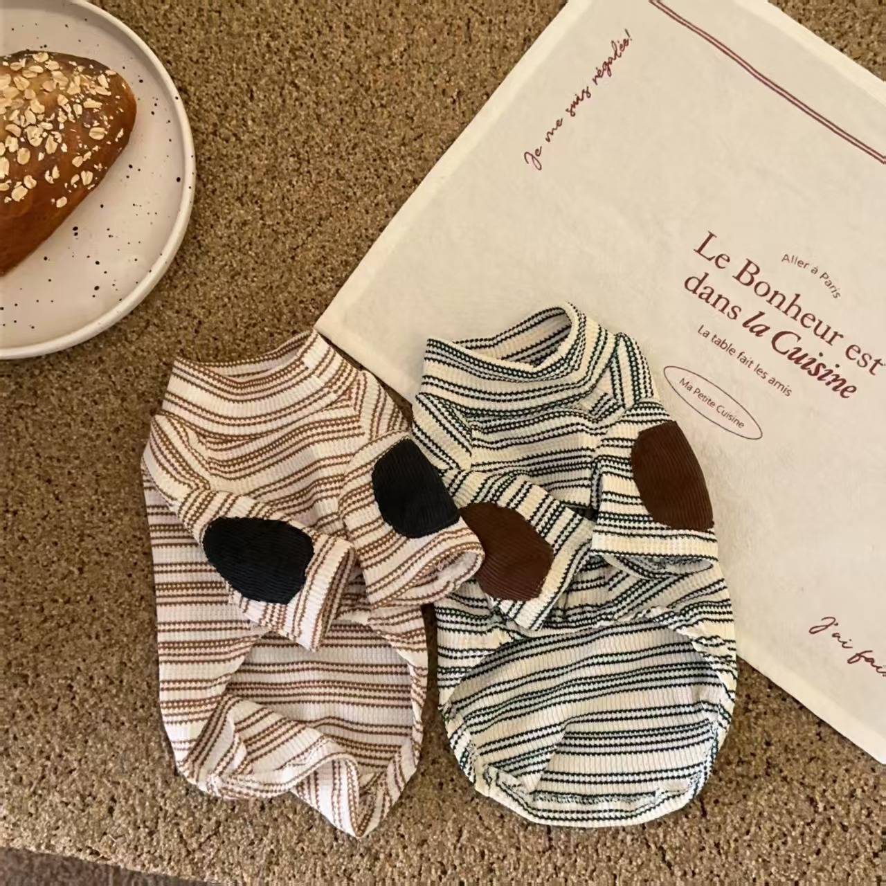 夏季狗狗带护膝打底条纹衫泰迪比熊小型犬条纹宠物衣服夏季狗衣服