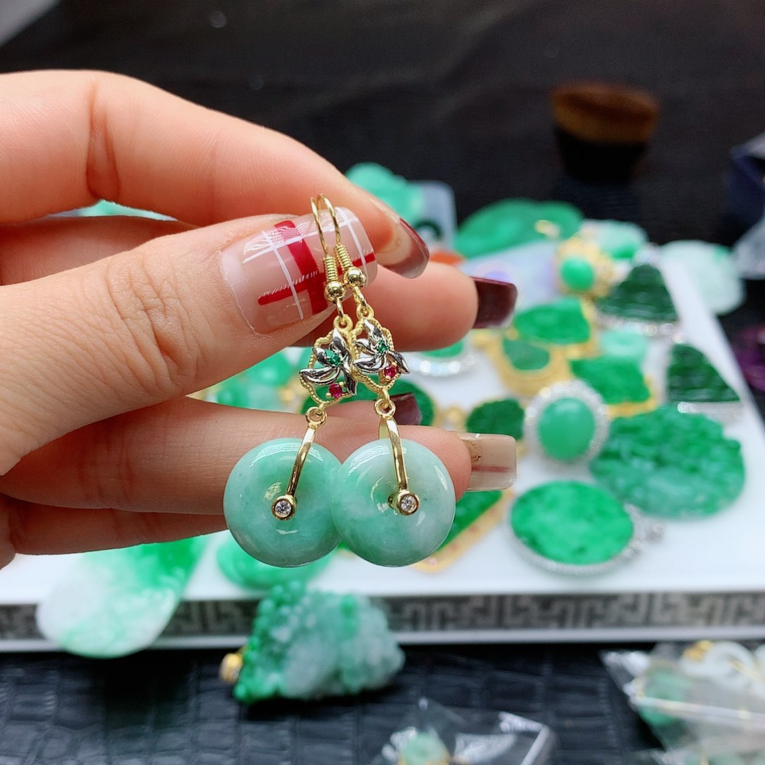 【闪购商品】翡翠耳饰未镶嵌，