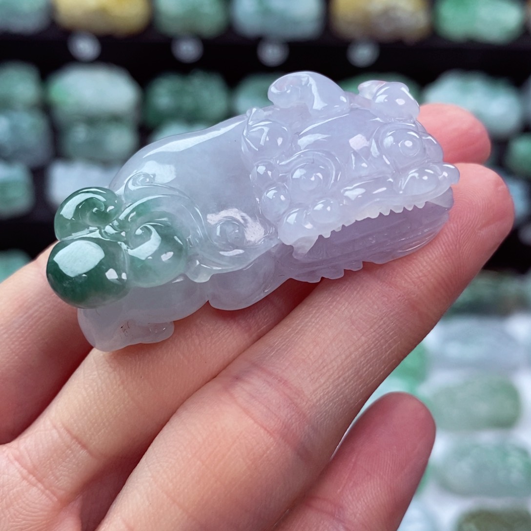 翡翠颈饰未镶嵌天然