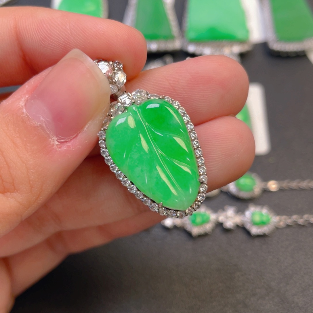 翡翠银S925镶嵌吊坠(不含链)