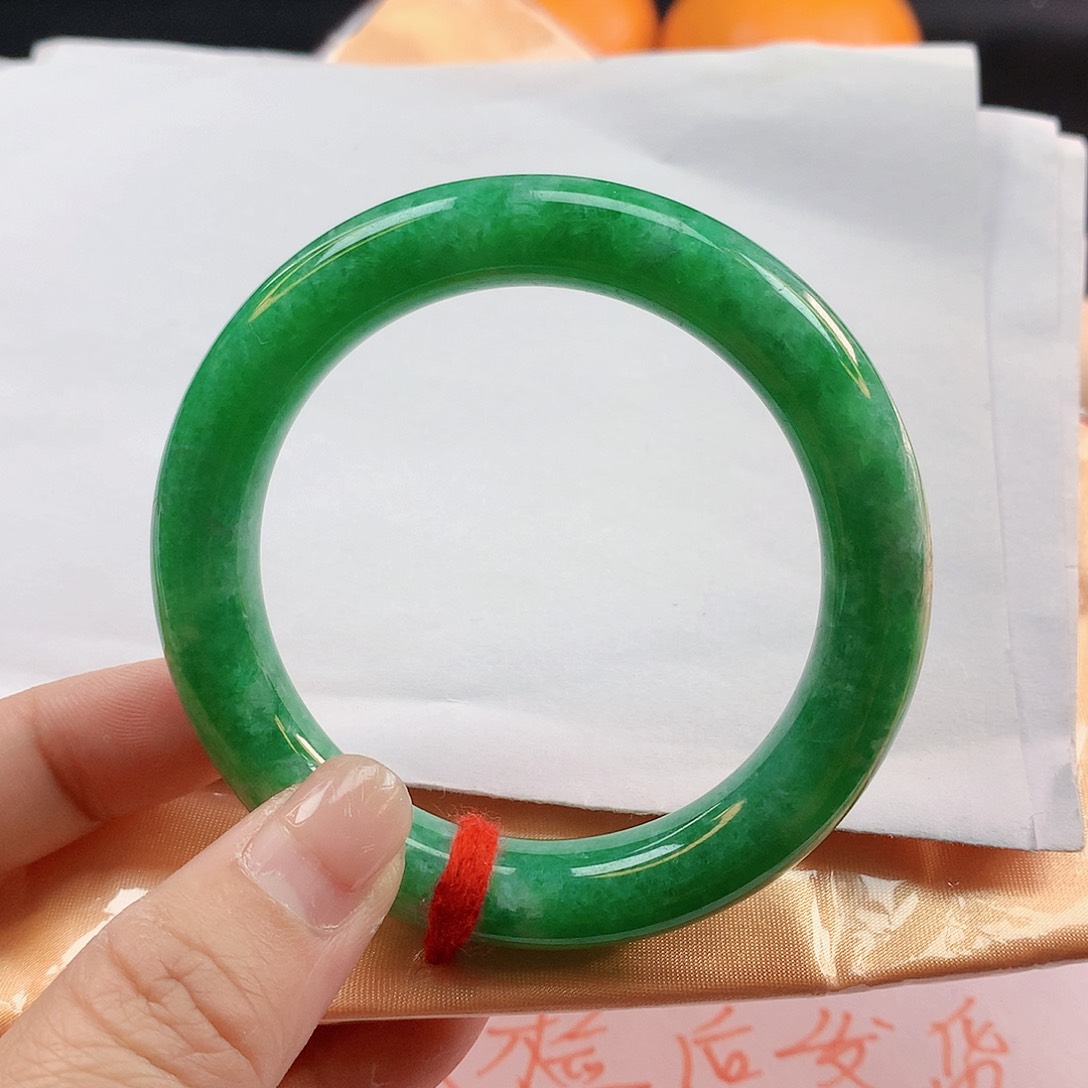 翡翠手镯未镶嵌53圈圆1147