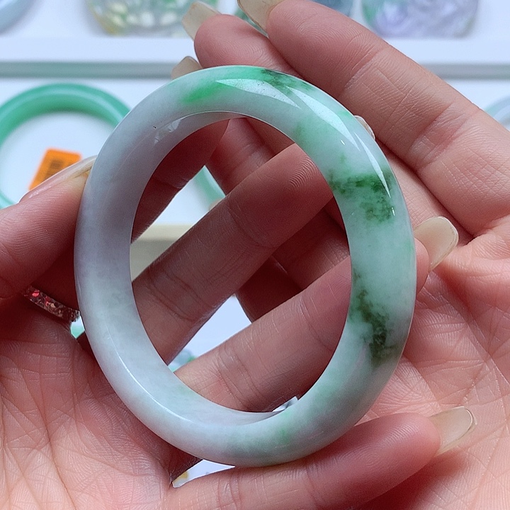 未镶嵌手镯翡翠翡翠