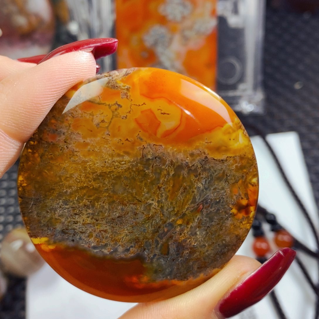 玛瑙/玉髓颈饰未镶嵌