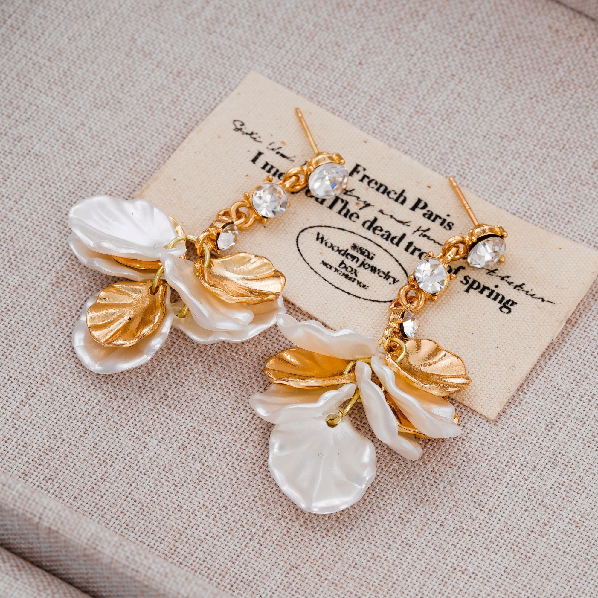 铜合金耳饰 花朵女小众设计感轻奢气质百搭个性耳钉耳饰品女N3002