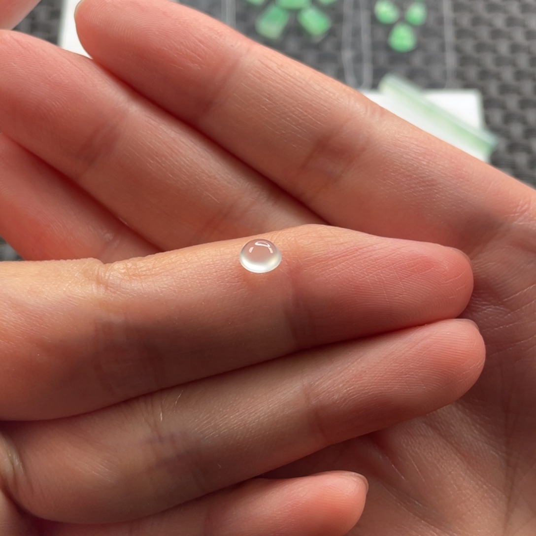 翡翠未镶嵌颈饰蛋面