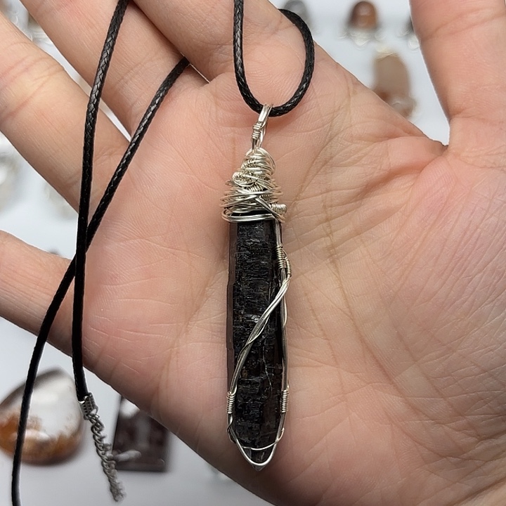 水晶颈饰未镶嵌黑武士闪灵钻项链