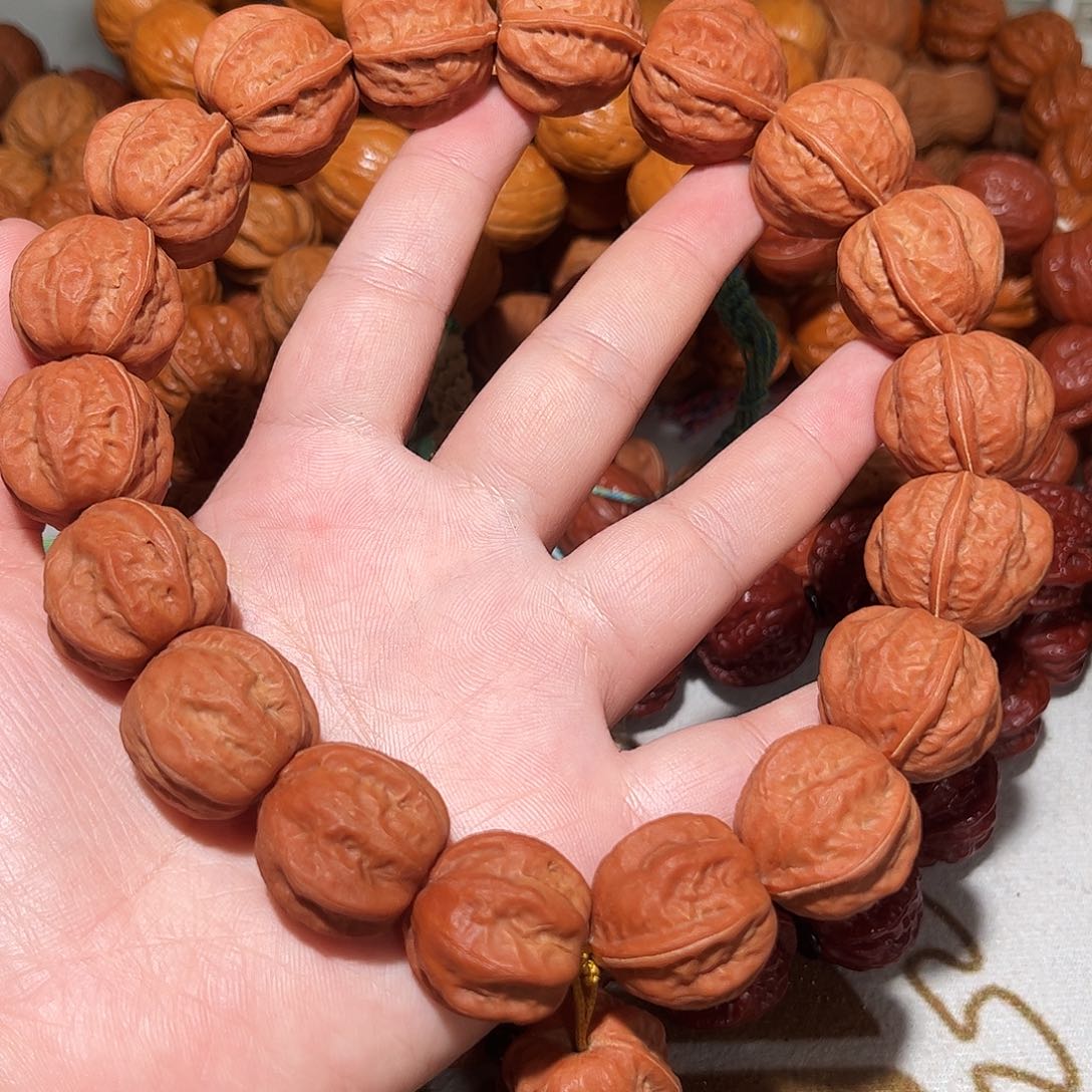 手串文玩核桃叫****猫手持