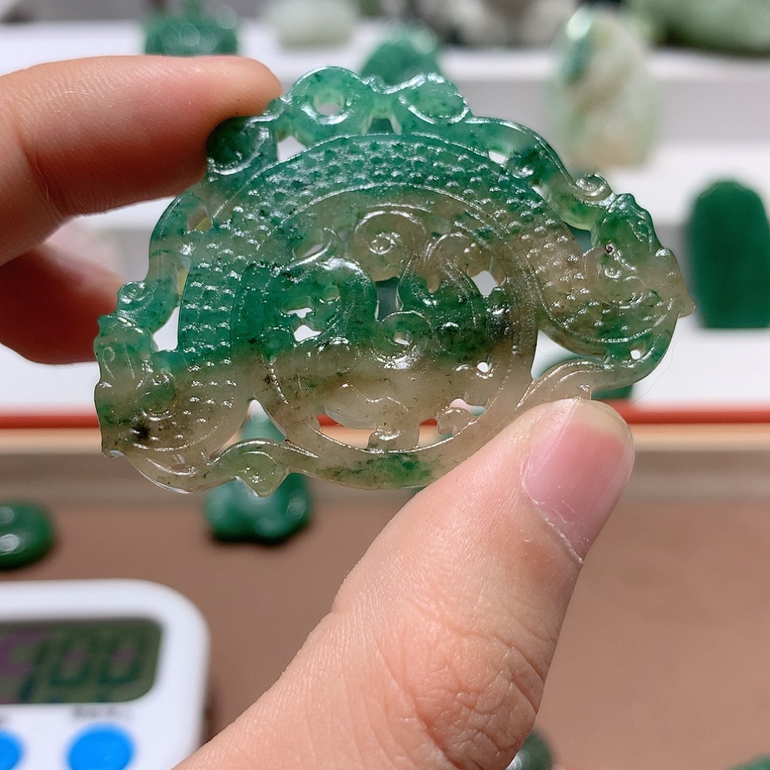 独山玉挂件未镶嵌