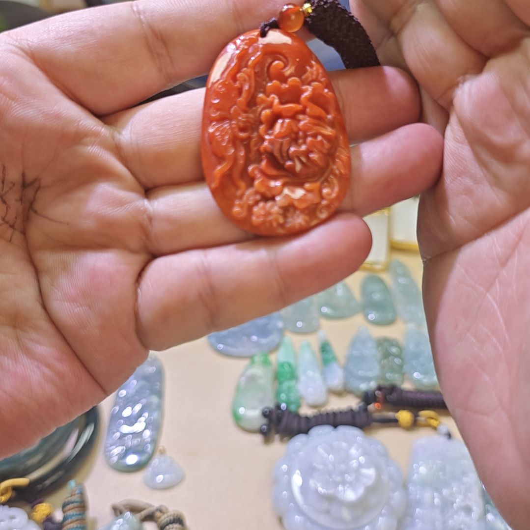 翡翠颈饰未镶嵌55506985660