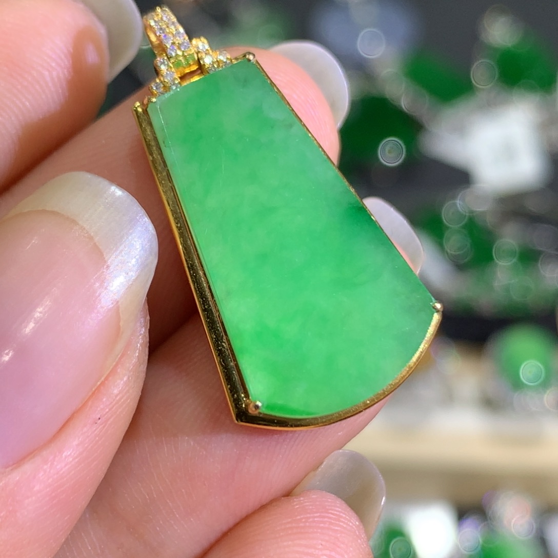 翡翠颈饰18K金镶嵌8、