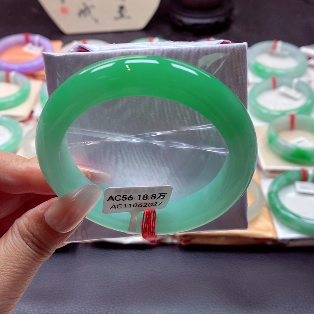 翡翠手镯未镶嵌正圈56.7（41号）89