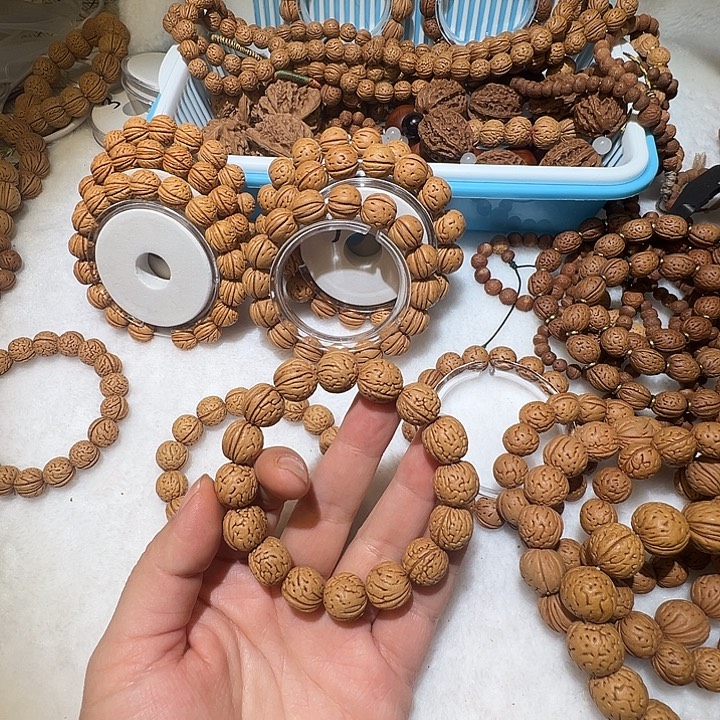 K***丶文玩手串制作工艺