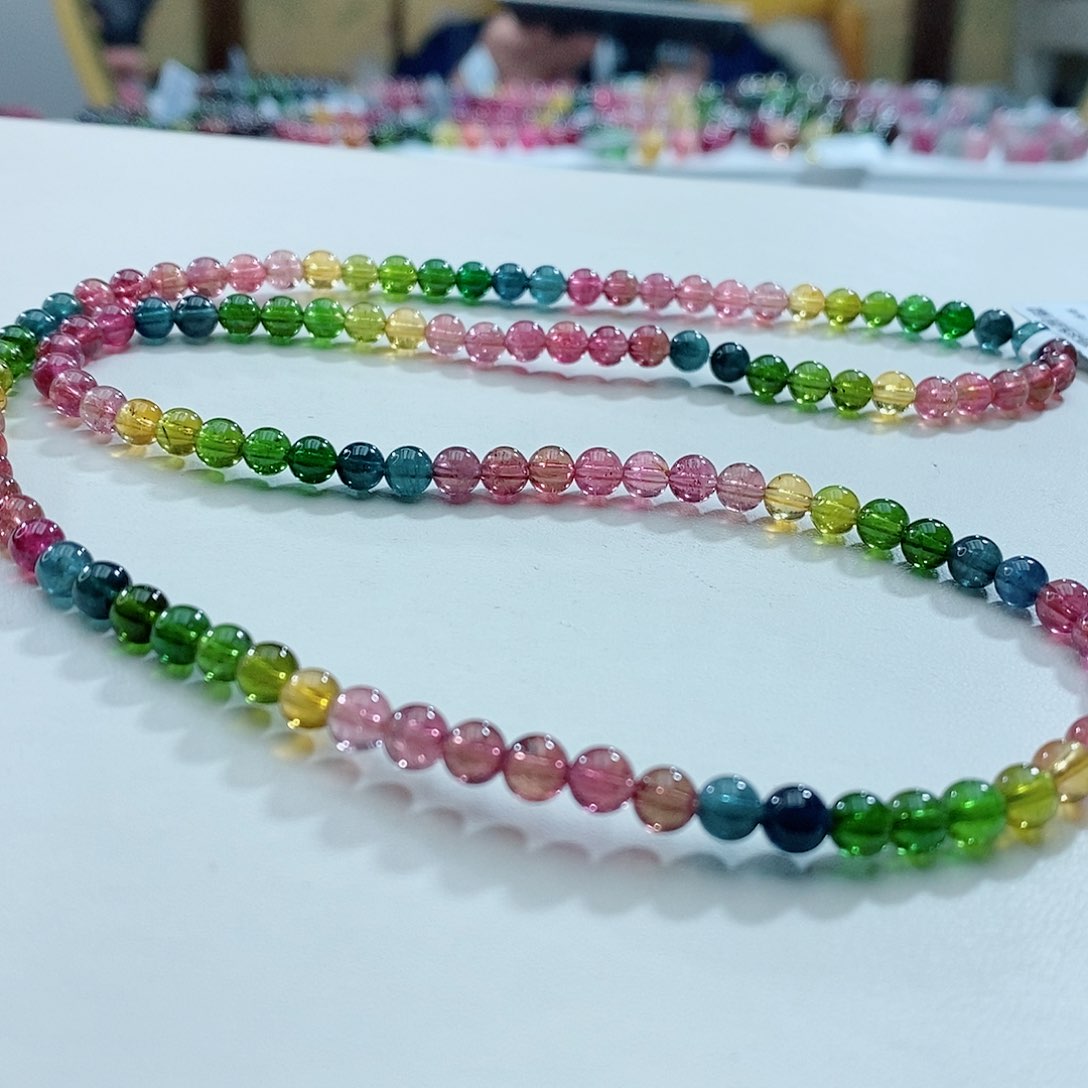 碧玺手链未镶嵌粉****草碧玺