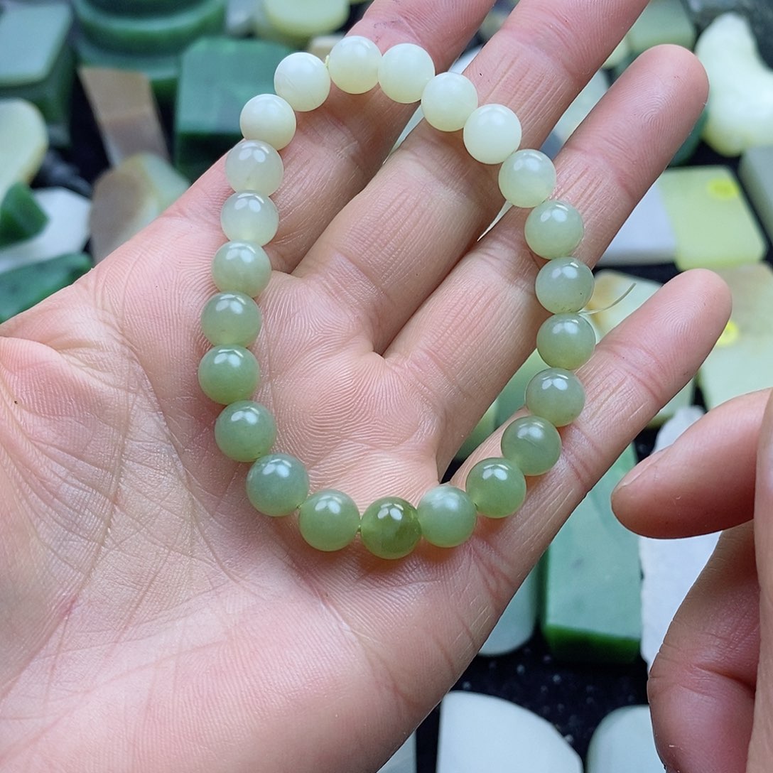 颈饰未镶嵌和田玉疯***者