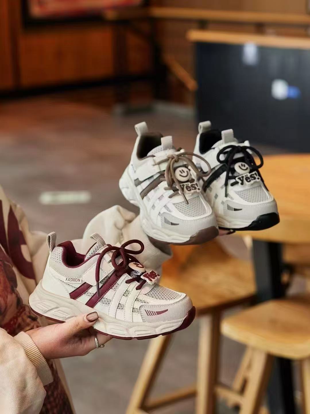 男女孩笑脸双网运动鞋萝798