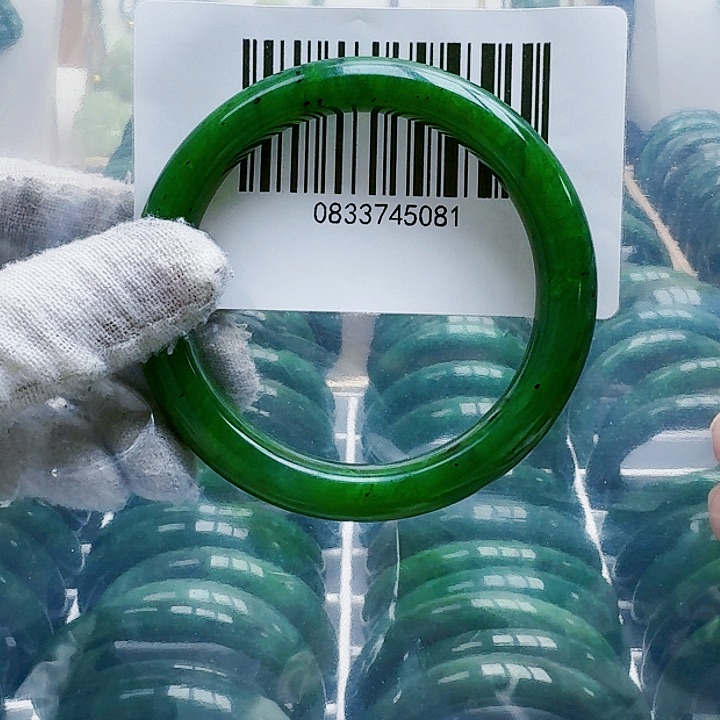 和田玉（碧玉）手镯未镶嵌55