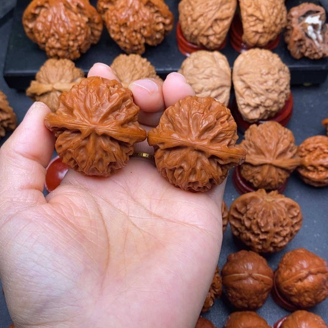 文玩核桃把件42宫灯