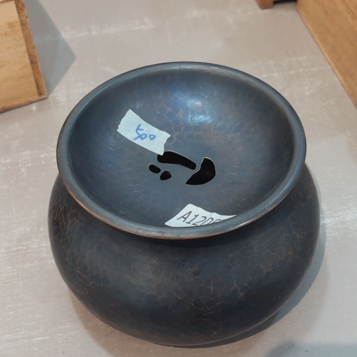 紫砂茶杯强**藏非常美丽漂亮的物品