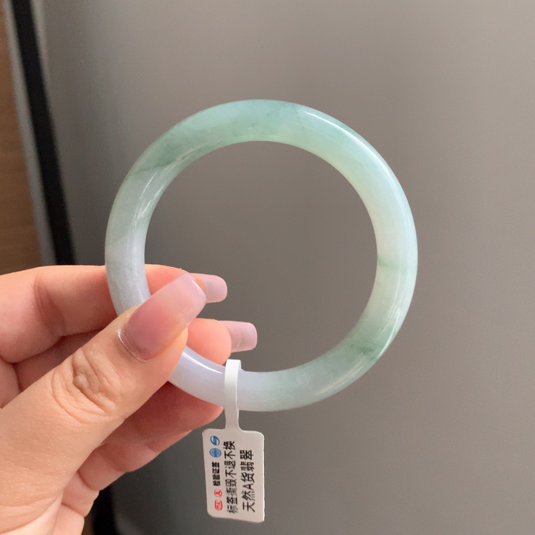 翡翠手镯未镶嵌11 55青绿底圆条