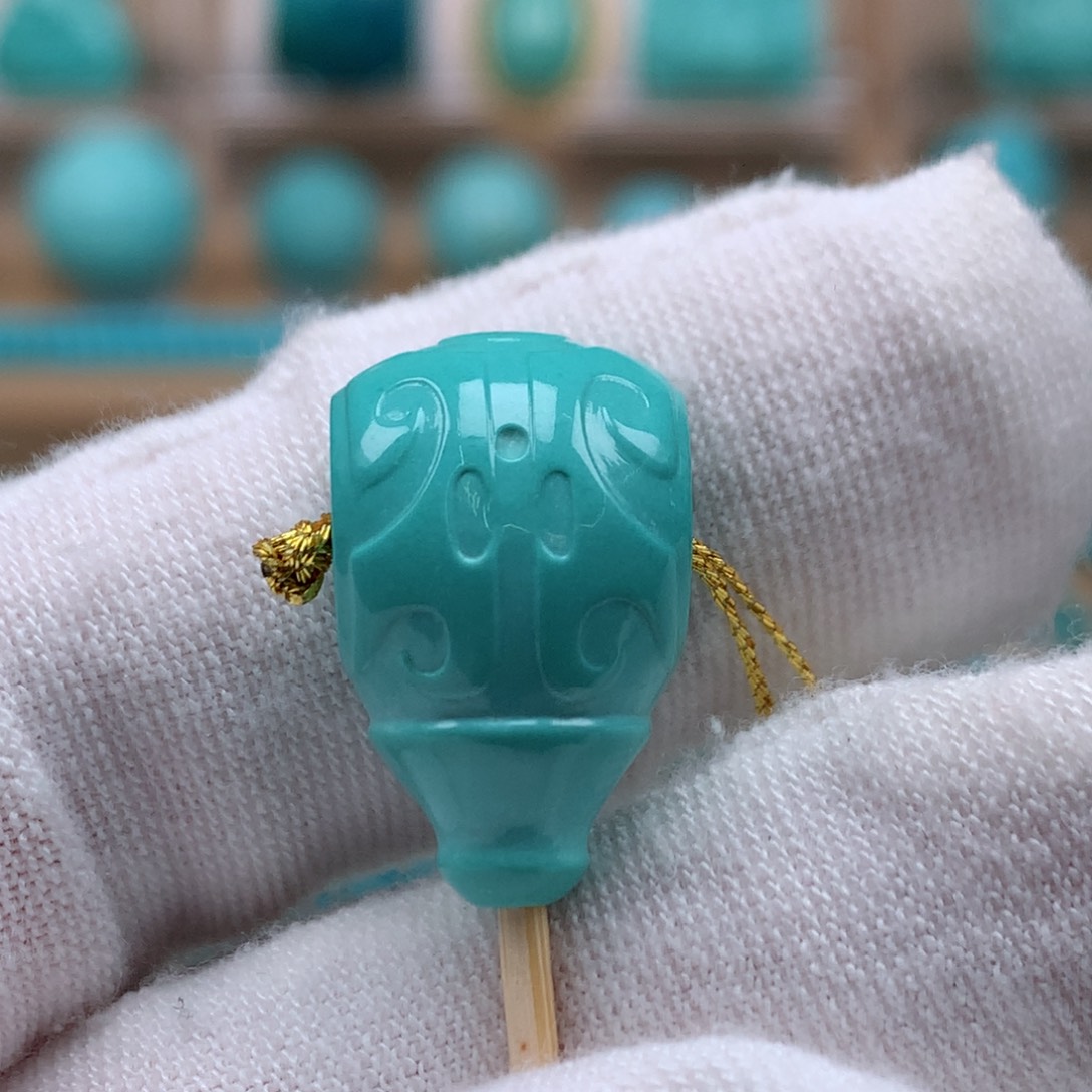 绿松石未镶嵌珠宝奇石12.7mm