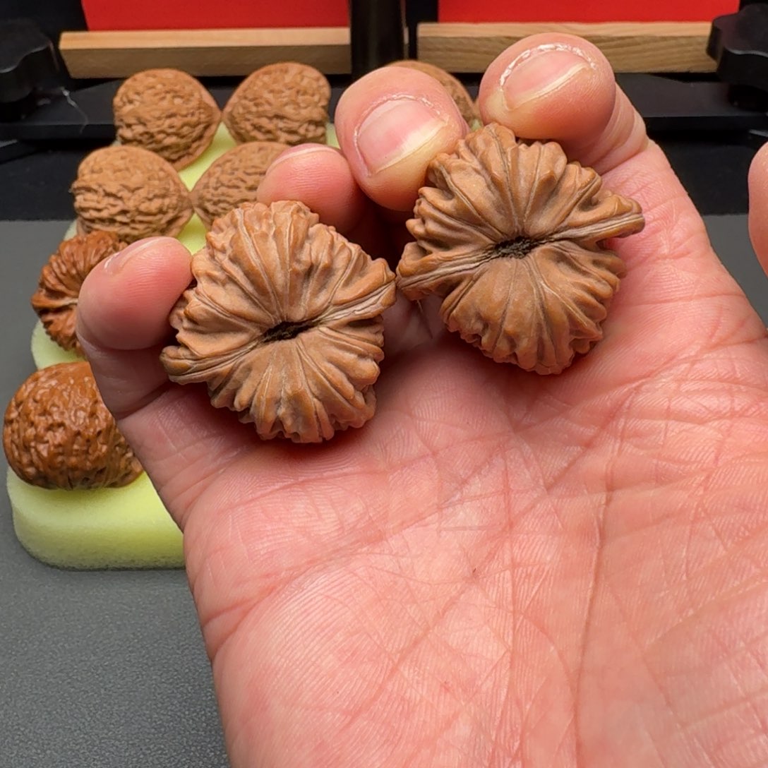 文玩核桃把件拱桥楼37