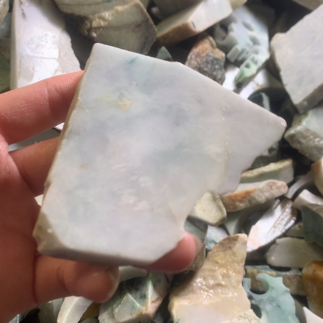 翡翠颈饰未镶嵌缅甸翡翠