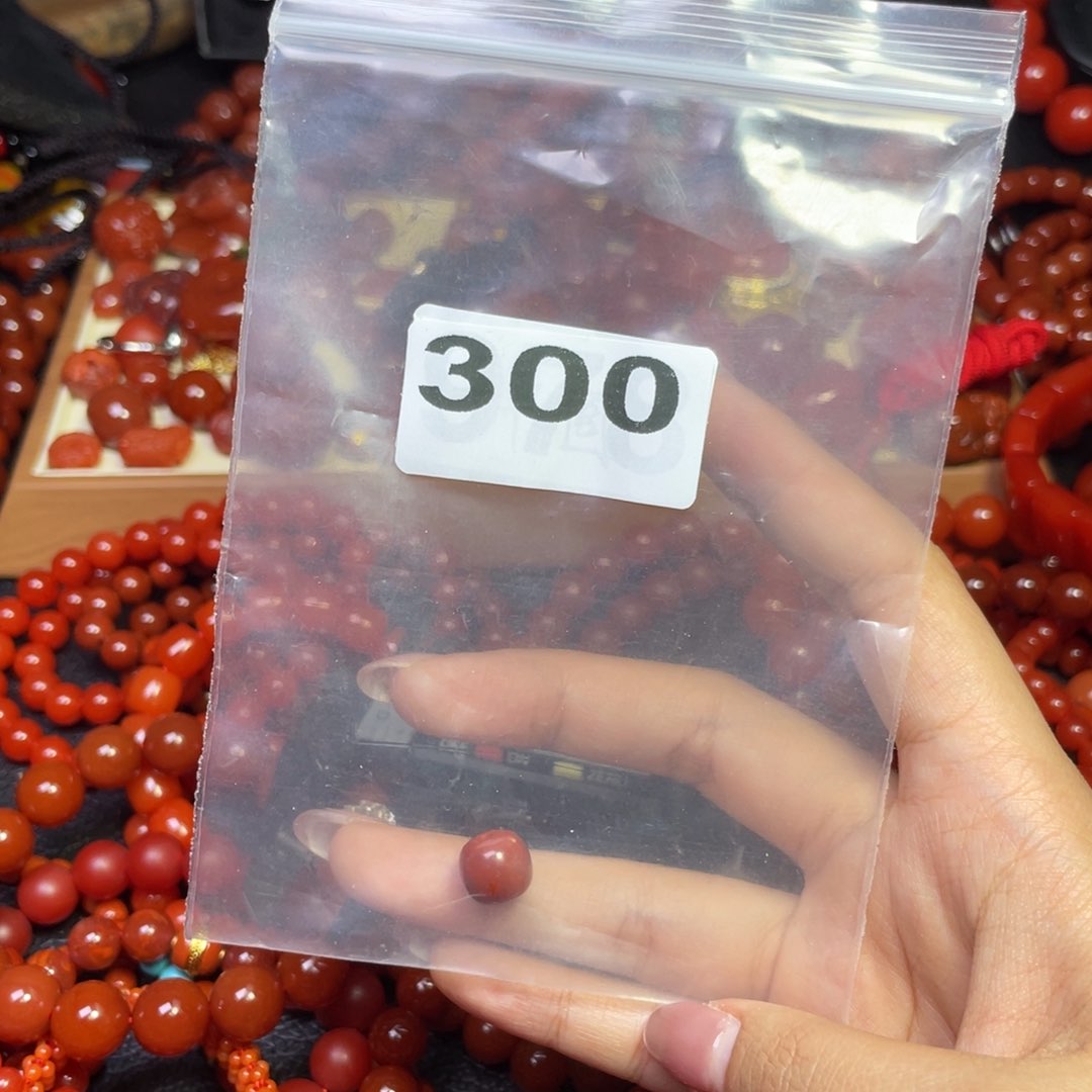 南红玛瑙手串未镶嵌填**字