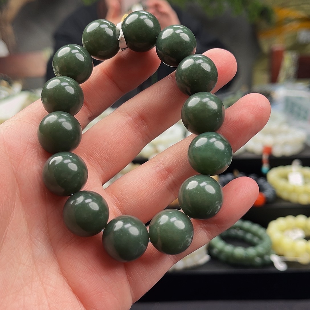 和田玉手串未镶嵌