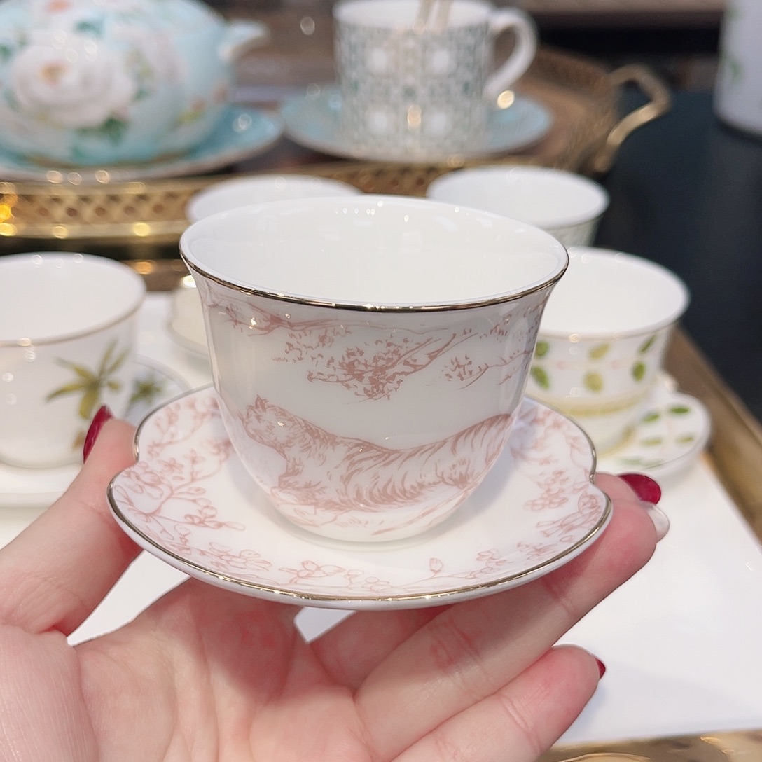 骨瓷杯杯————————————————