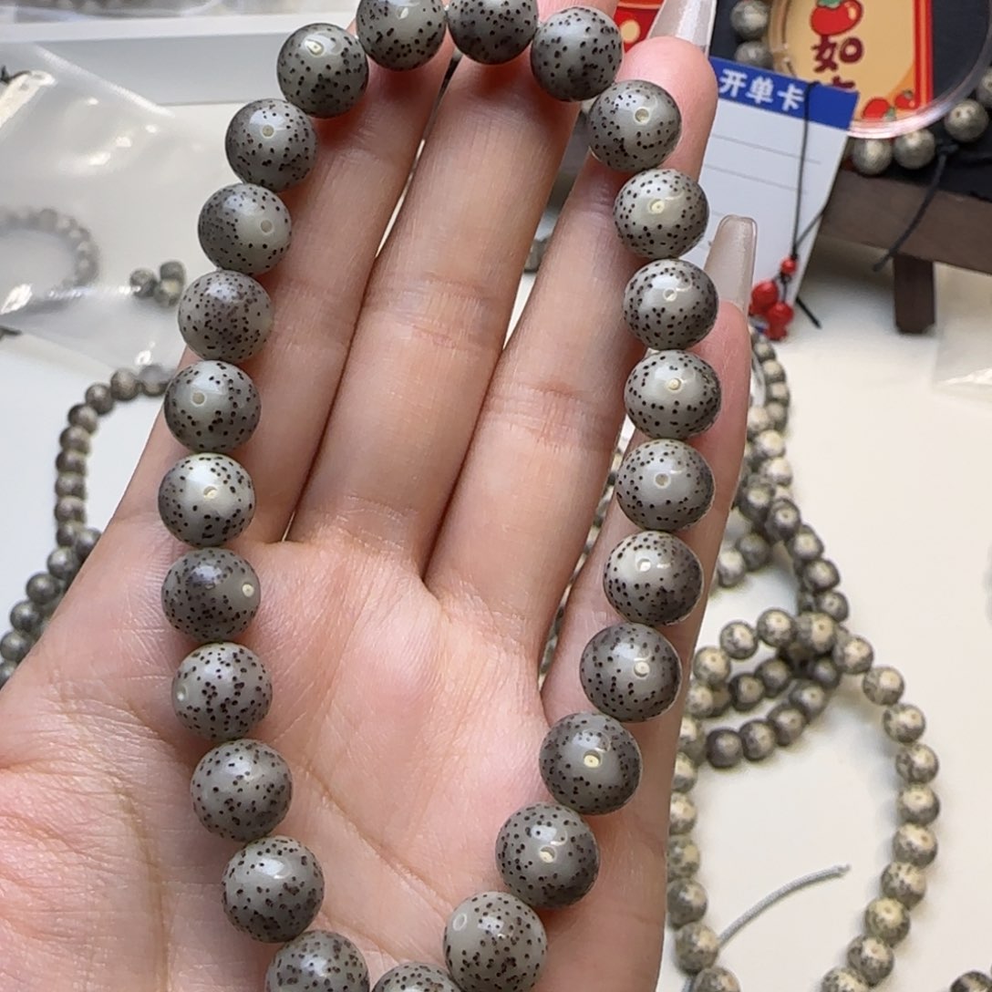 星月菩提手串石玉冰透黑灰冰卡10圆珠手持