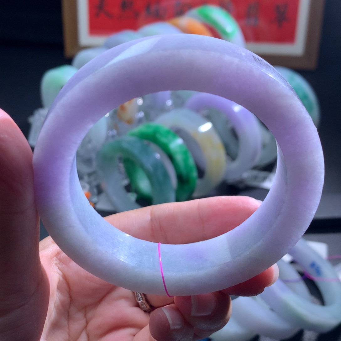 定制翡翠未镶嵌翡翠手镯