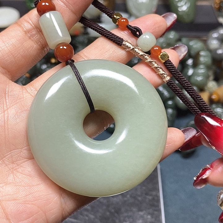 和田玉挂件未镶嵌