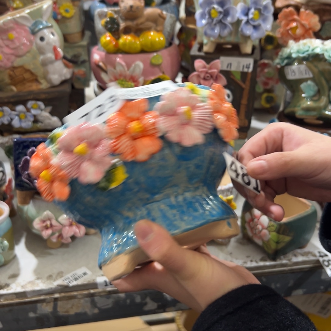瑕疵481 花盆，拍满20发货，退款拉黑