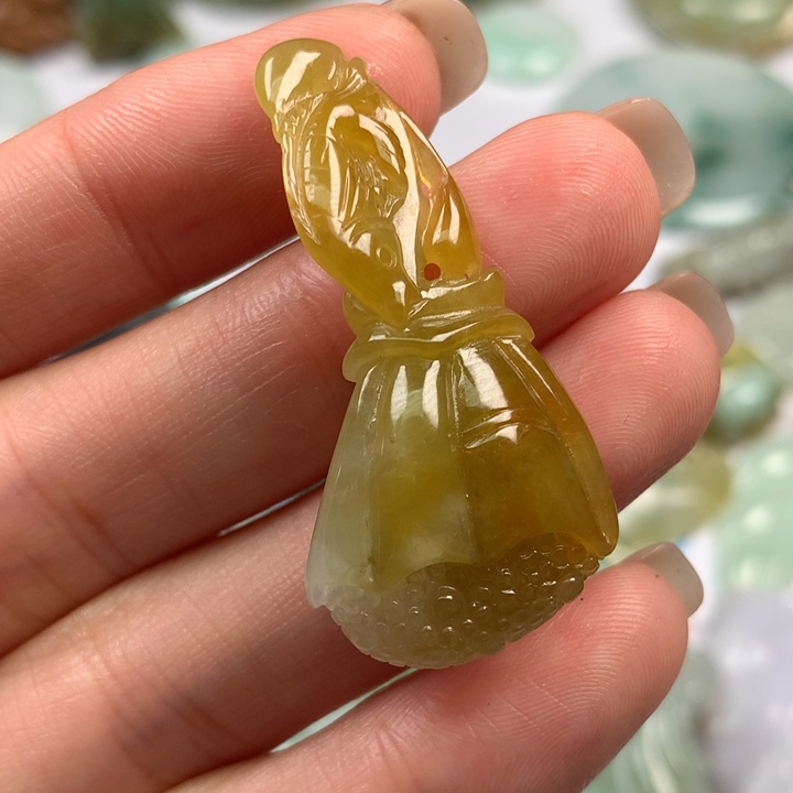 翡翠未镶嵌颈饰翡翠