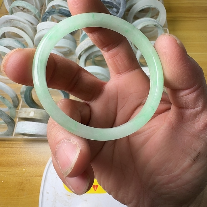 定制翡翠07绿花未镶嵌