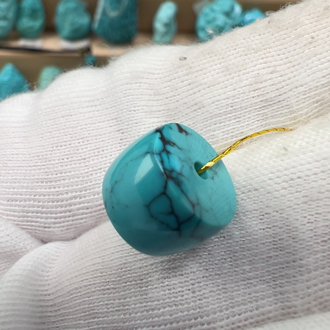 绿松石配饰未镶嵌