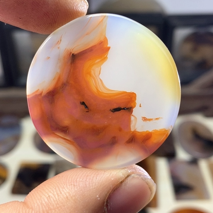 玛瑙/玉髓颈饰未镶嵌