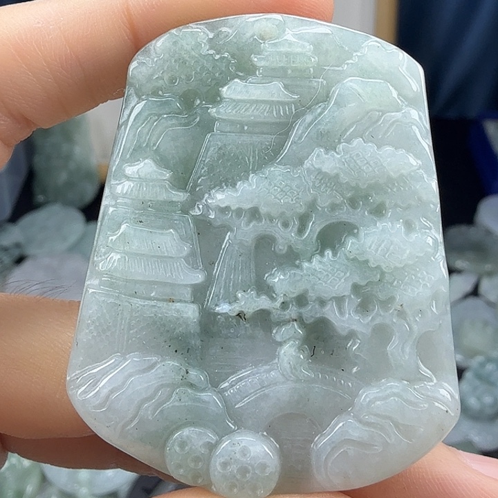 翡翠未镶嵌颈饰翡翠
