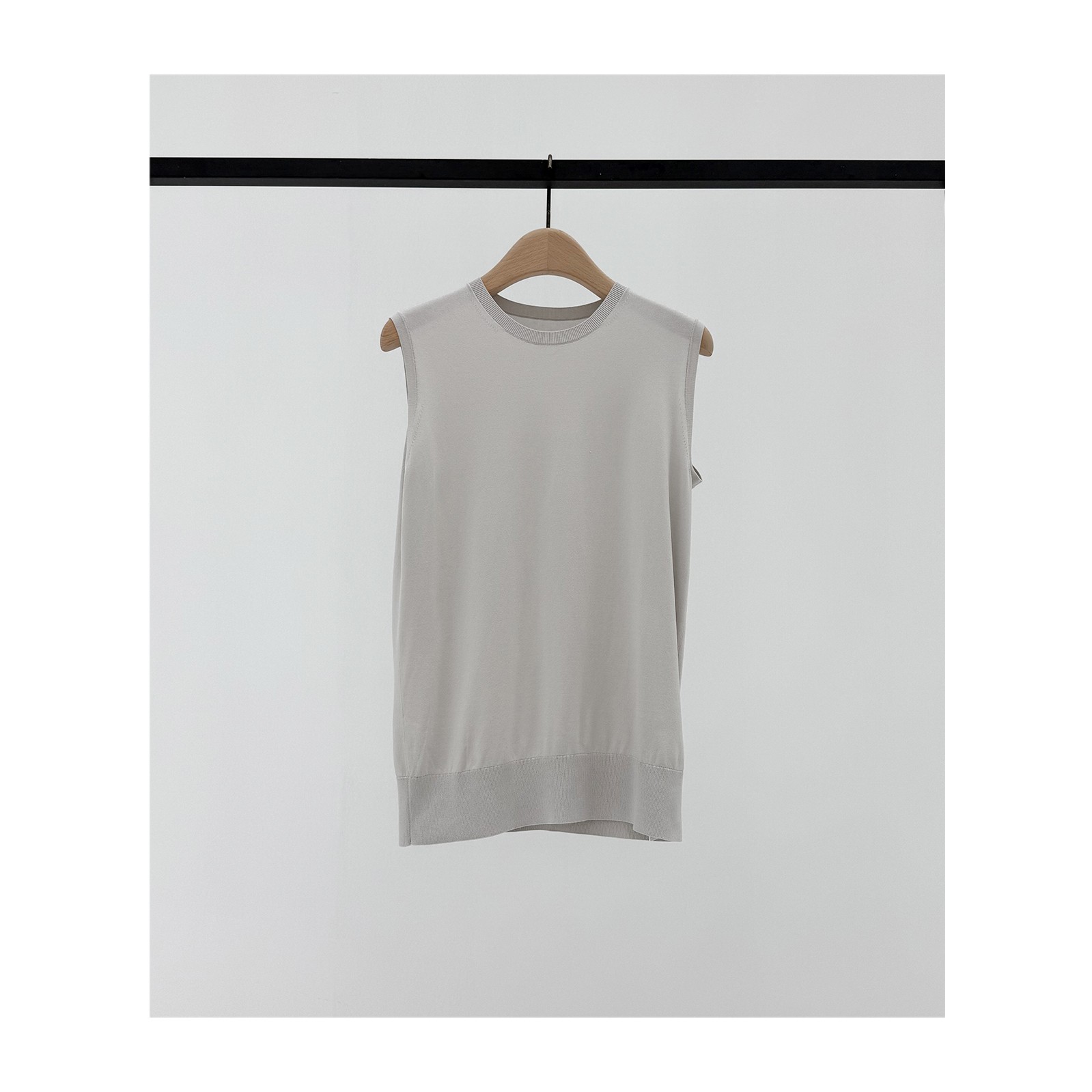 原厂孤品特价清！圆领无袖背心R372