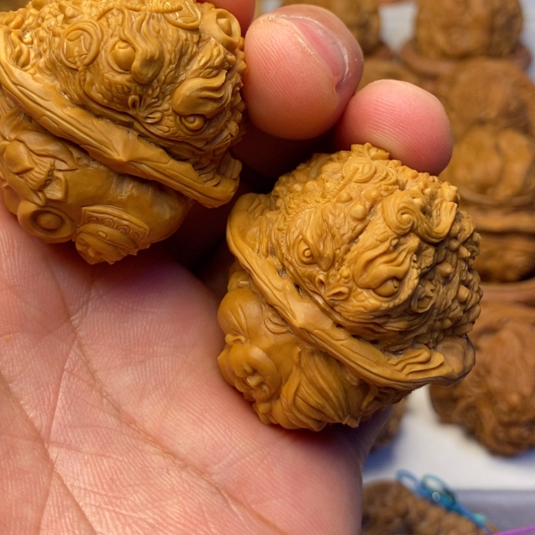 柏香籽/百香籽吊坠伊****安