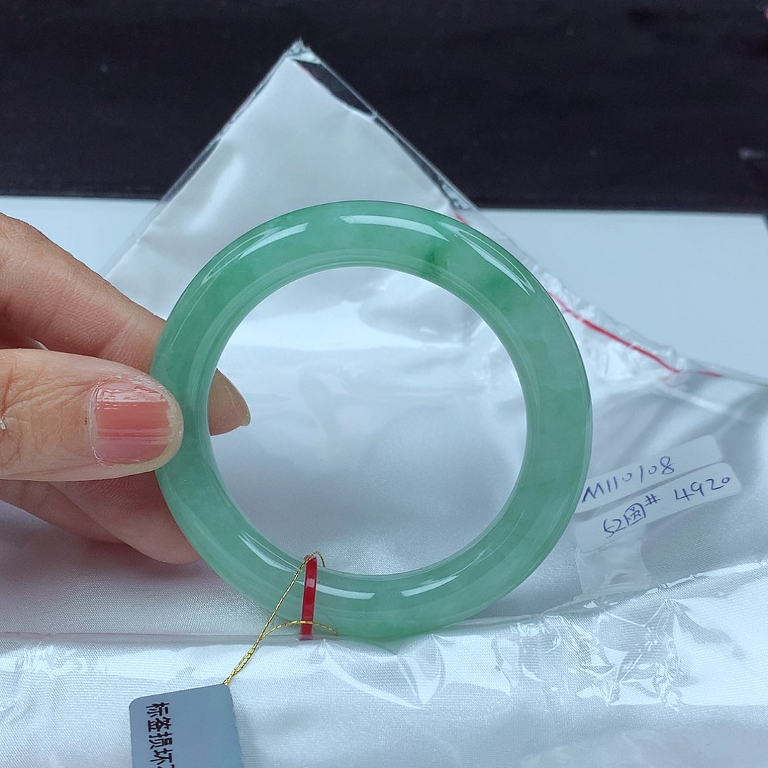 翡翠手镯未镶嵌52圈0108